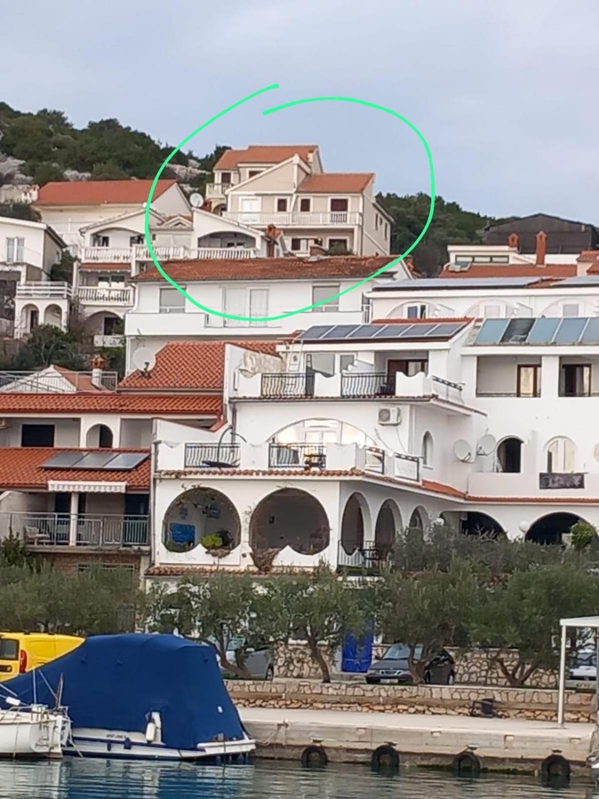 Apartmani Frkic Tisno Exterior photo